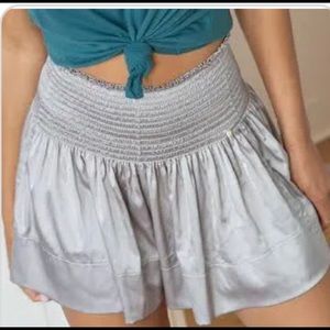 Silver natural life daisy skirt